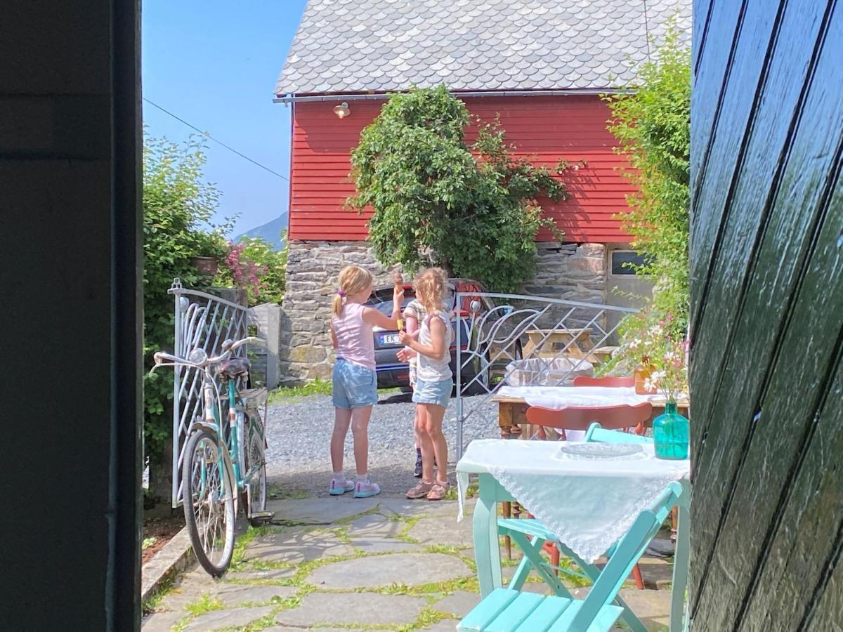 Villa Kraen Gard Larsnes Esterno foto